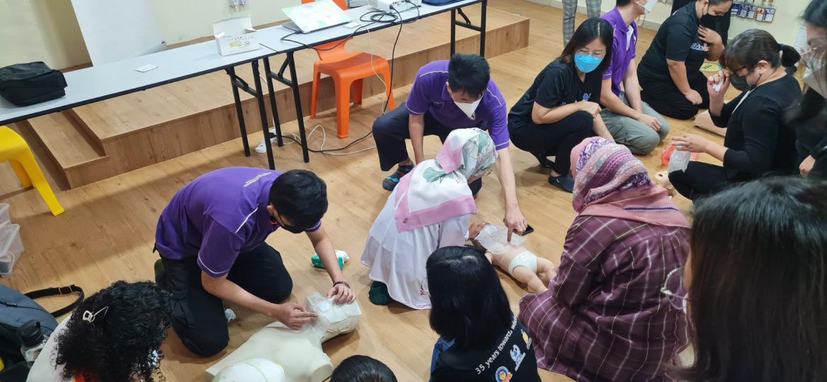 Eduwis-First-Aid-CPR-5-1920x1080px