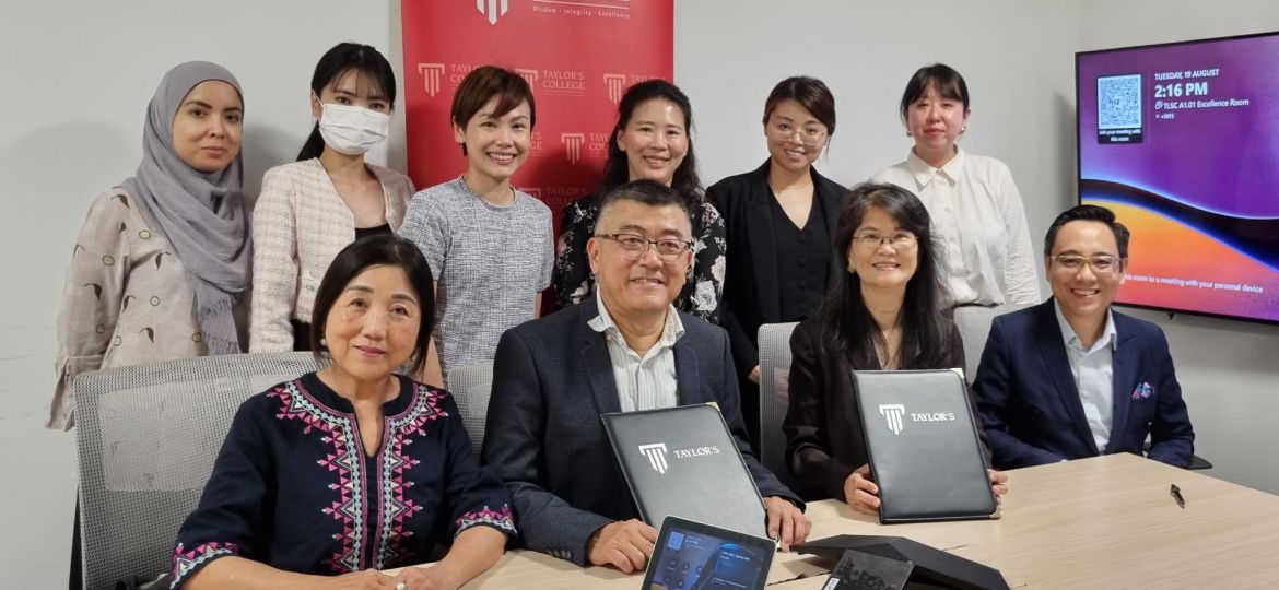 mou- signing-ceremony-taylor's-university × eduwis
